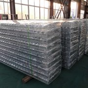 供应钢网电缆桥架